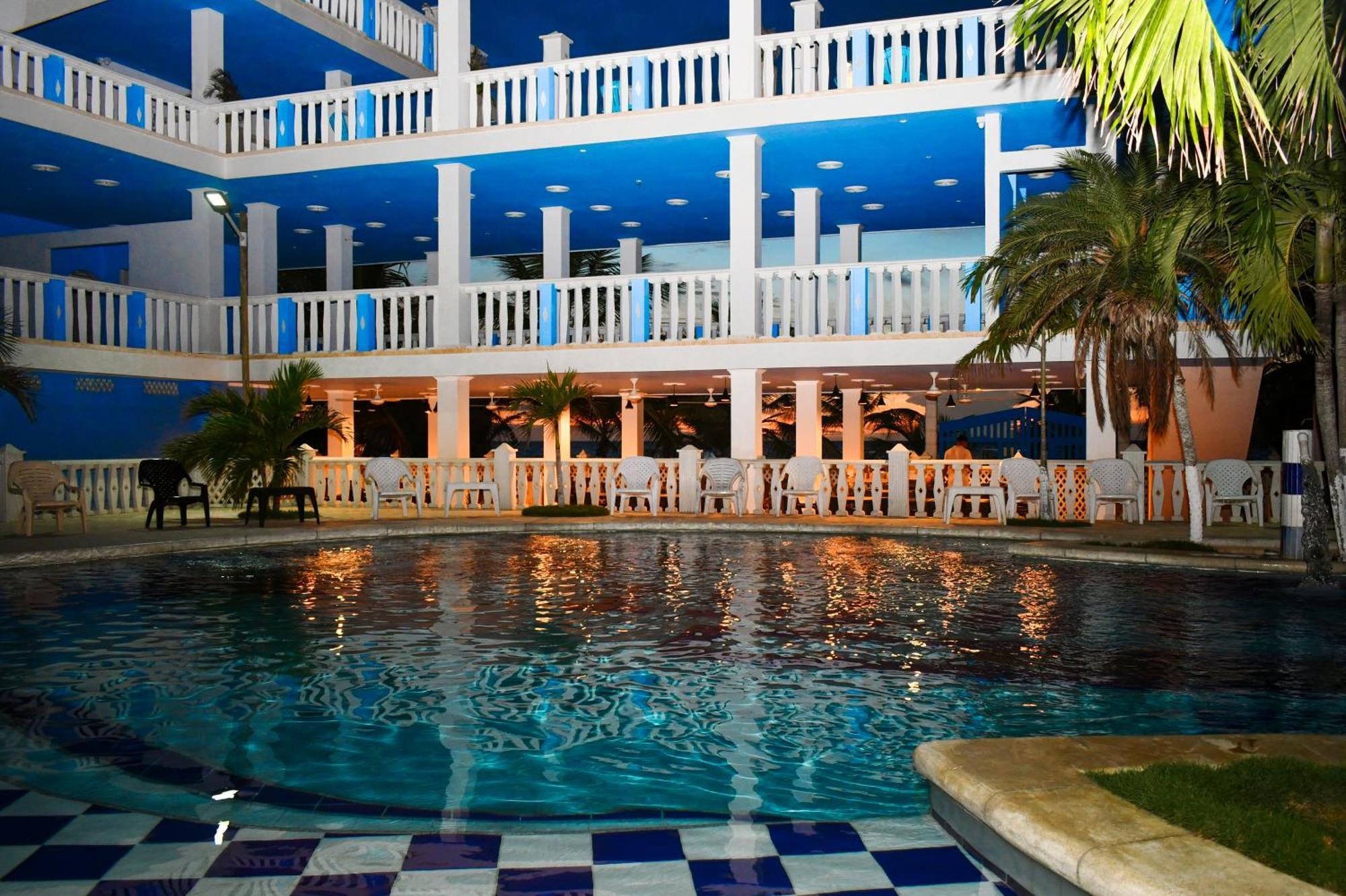 Hotel Isla Magica Coveñas Exteriör bild