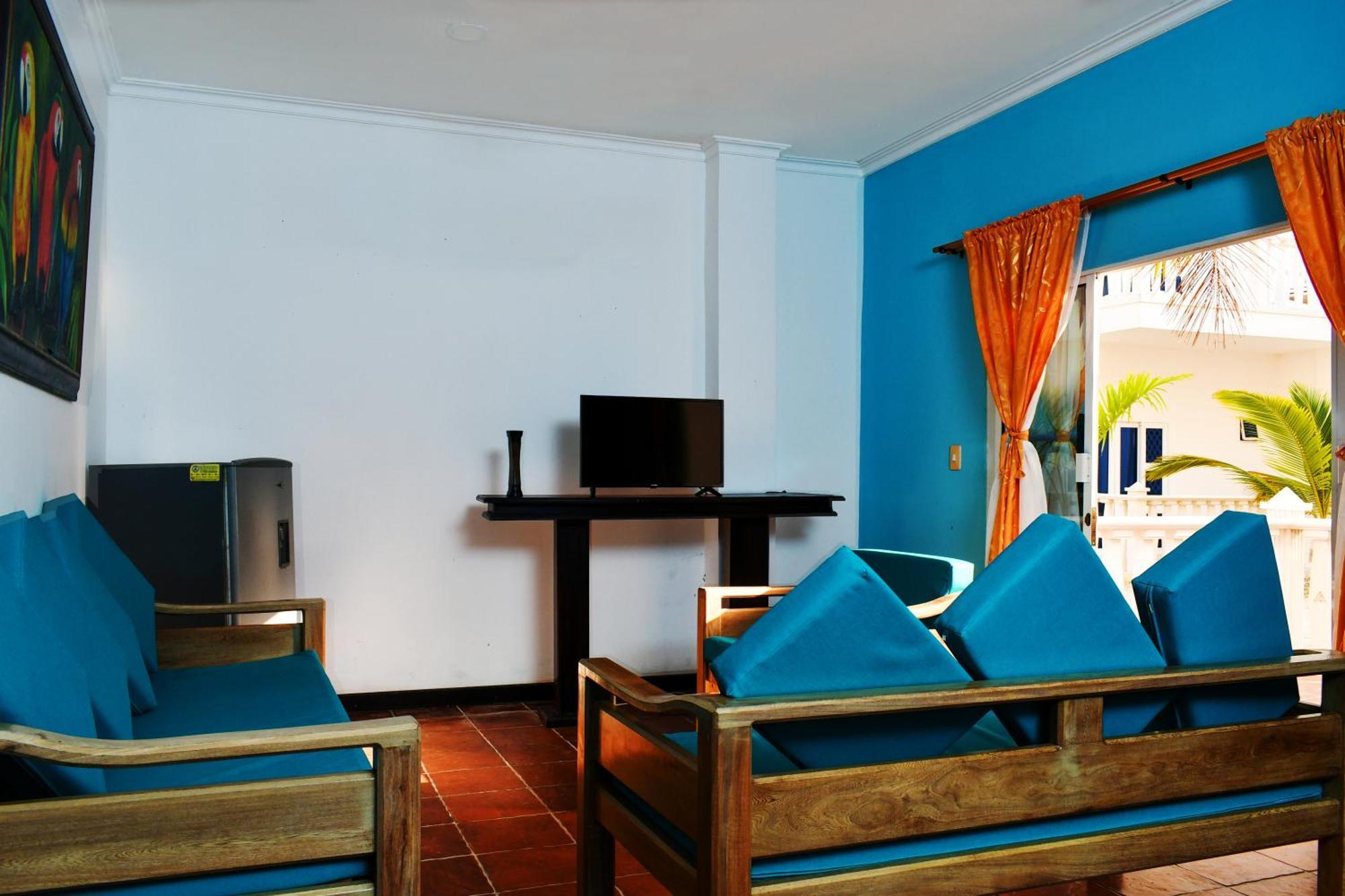 Hotel Isla Magica Coveñas Exteriör bild
